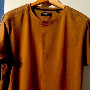 KENNETH COLE TAN TEE